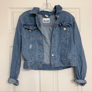 Levi’s Jean Jacket - Cropped - Size M